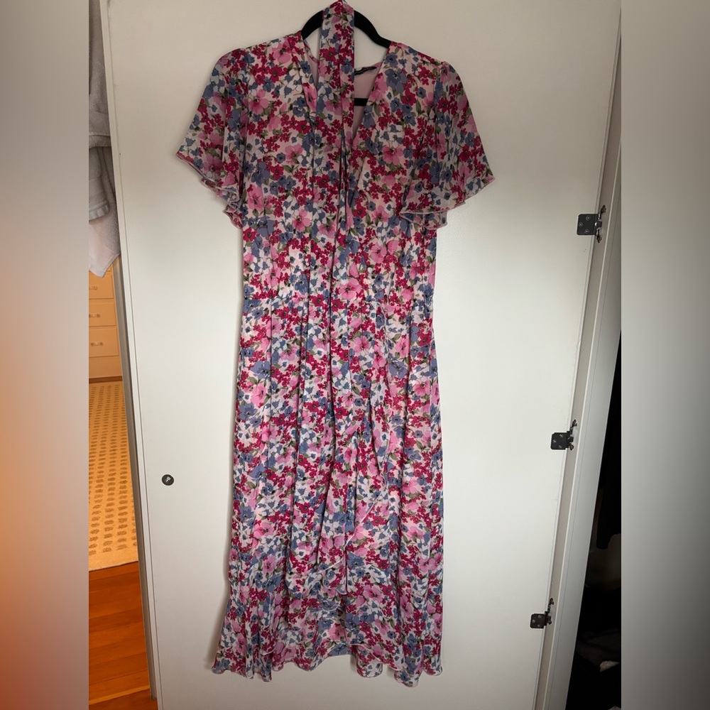 Chic Floral Maxi Dress in Pink and Blue